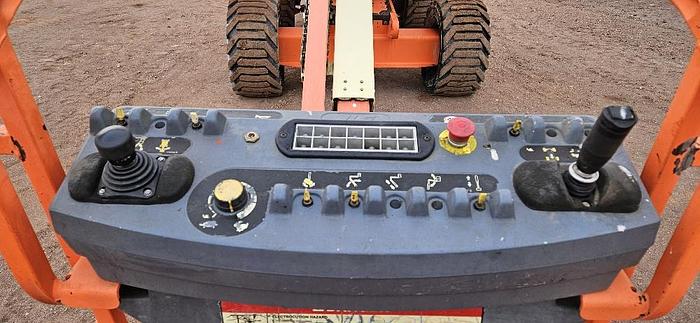 2003 JLG 45' Boom Lift thumbnail 3