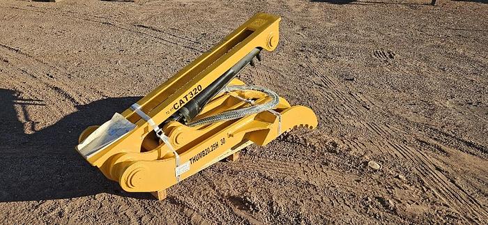 Excavator Hydraulic Thumb thumbnail 7