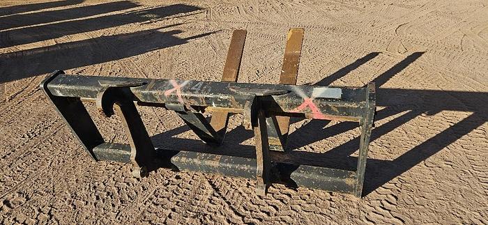 48" Cat Loader Forks thumbnail 9
