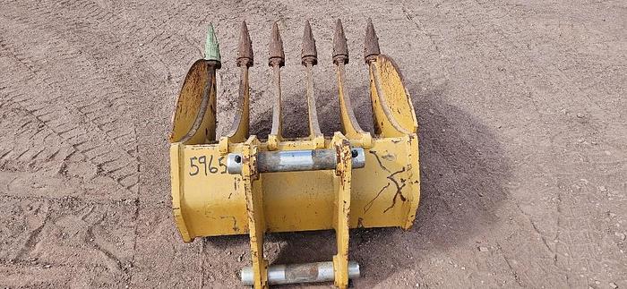 32" Excavator Rake thumbnail 3