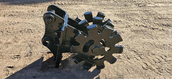21" Excavator Compaction Wheel thumbnail 4