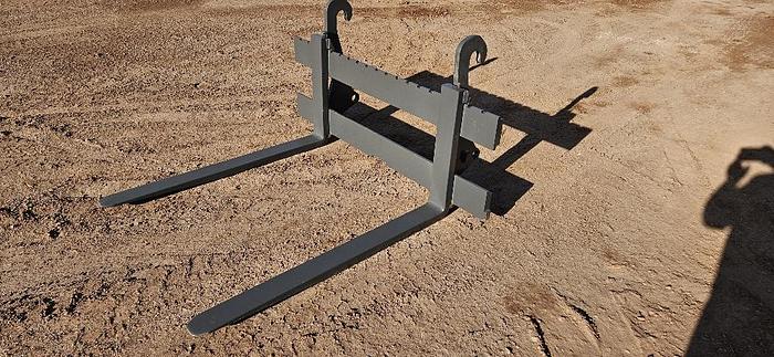 Loader/ Backhoe Forks