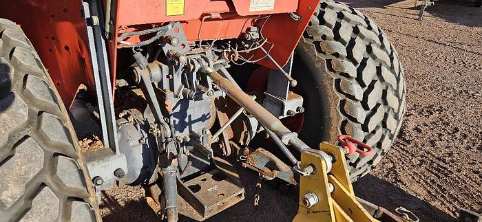 2006 Kioti Utility Tractor thumbnail 6