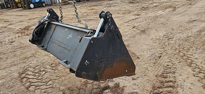 62" Bobcat Skid Steer Bucket thumbnail 4