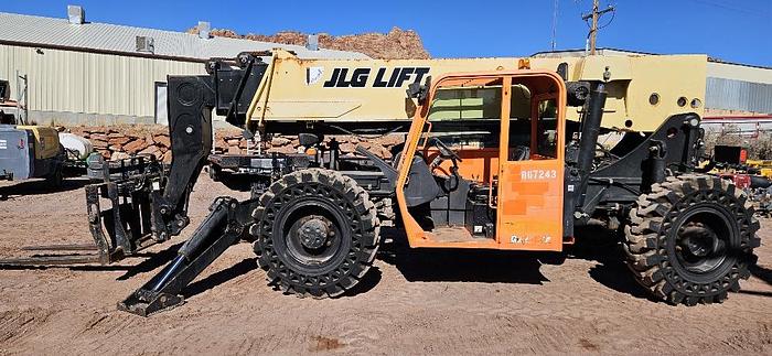 12K JLG Telehandler thumbnail 2