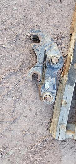 Mini Excavator Quick Coupler thumbnail 3