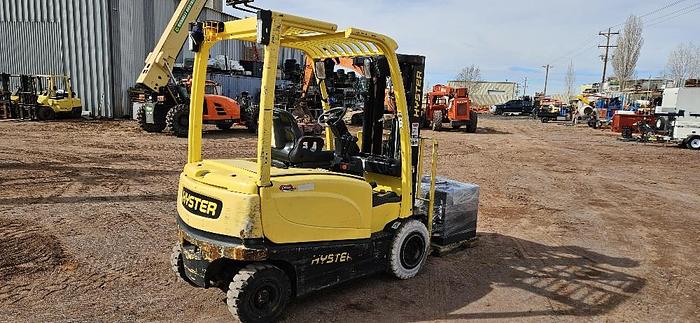 Electric Forklift thumbnail 10
