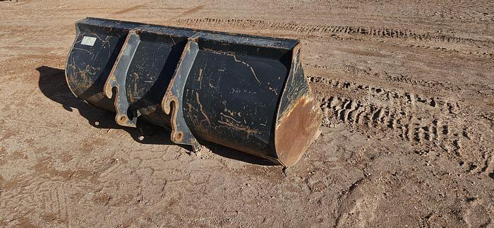 81" JCB Telehandler Bucket thumbnail 2