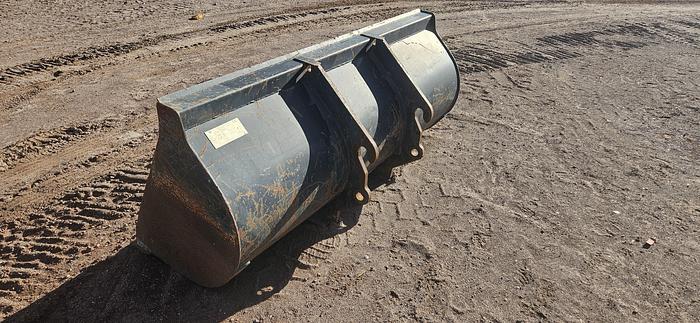 81" JCB Telehandler Bucket thumbnail 3