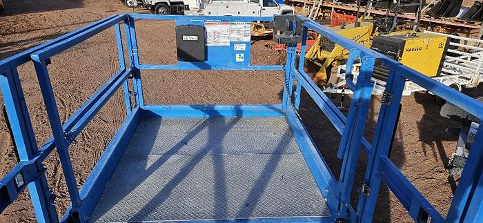 2007 Genie Scissor Lift GS-4390 thumbnail 14