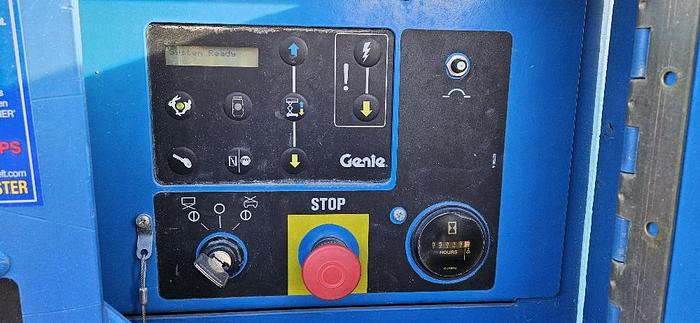 2007 Genie Scissor Lift GS-4390 thumbnail 6
