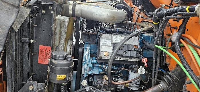 2001 International 4900 thumbnail 15