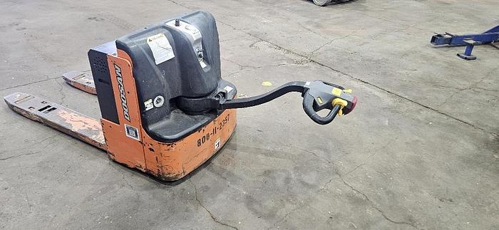 Electric Pallet Jack thumbnail 8