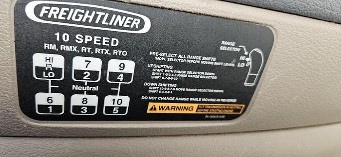 2011 Freightliner Dump Truck thumbnail 21