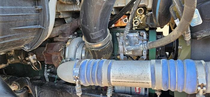 2011 Freightliner Dump Truck thumbnail 22