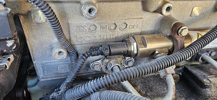 2011 Freightliner Dump Truck thumbnail 24