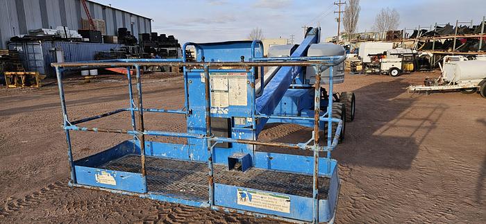 2014 Genie S-40 Boom Lift thumbnail 3
