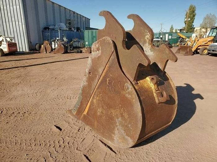 34" Excavator Bucket thumbnail 2