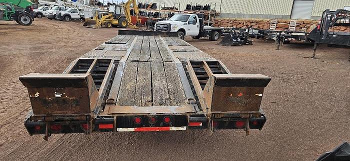 2011 Interstate Equipment Trailer thumbnail 3