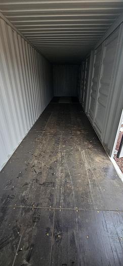 40' Storage Container thumbnail 3