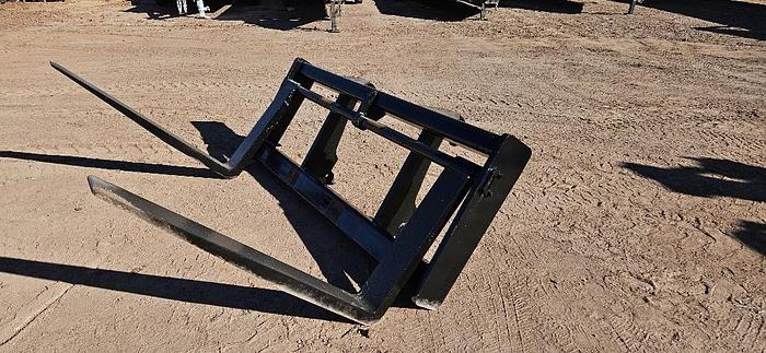 8' Cat Loader Forks