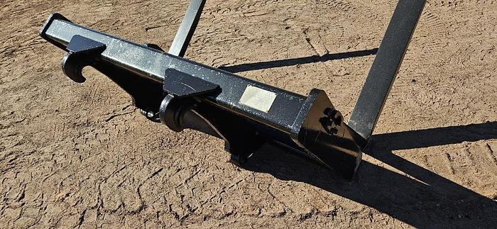 8' Cat Loader Forks thumbnail 4