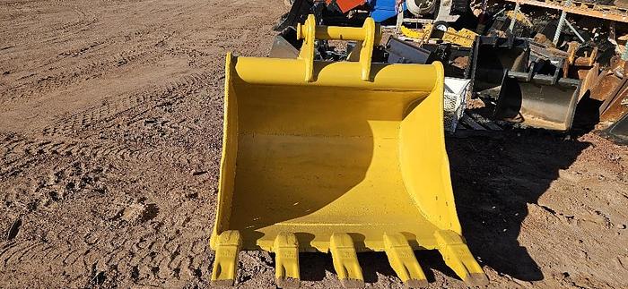62" Excavator Bucket thumbnail 2