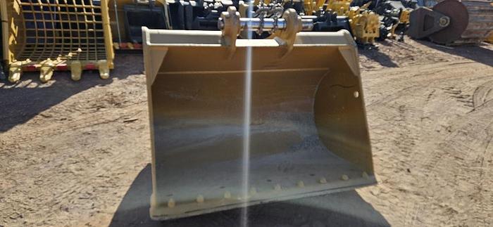 68" Excavator Bucket thumbnail 5