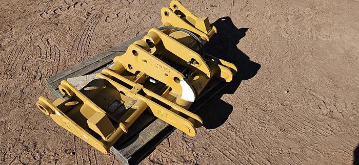 Cat Backhoe Quick Coupler thumbnail 4