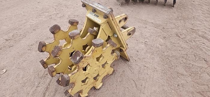 22" Backhoe Compaction Wheel thumbnail 4