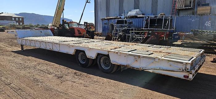 1983 Trail King Equipment Trailer thumbnail 3
