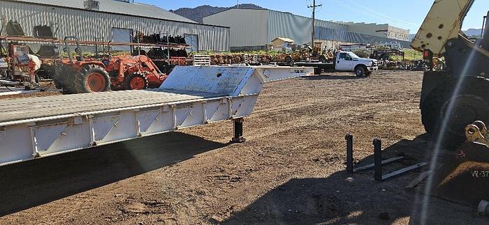 1983 Trail King Equipment Trailer thumbnail 9