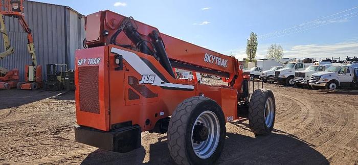 2014 Sky Track 8042 Telehandler thumbnail 4