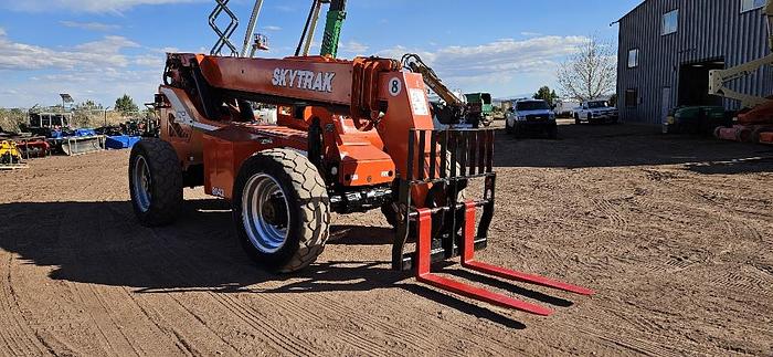 2014 Sky Track 8042 Telehandler thumbnail 6
