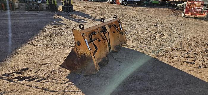 93" Case Backhoe Bucket thumbnail 2