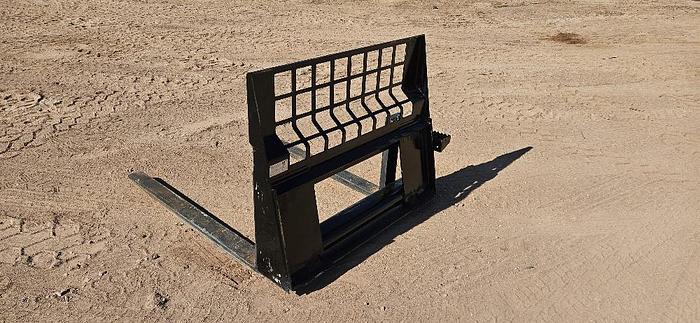 Cat Skid Steer Forks thumbnail 2
