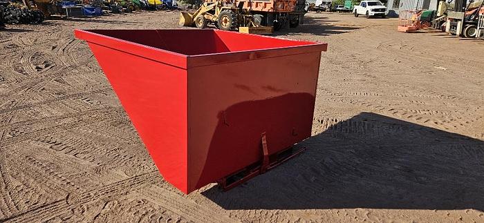 73" Self Dumping Hopper thumbnail 4