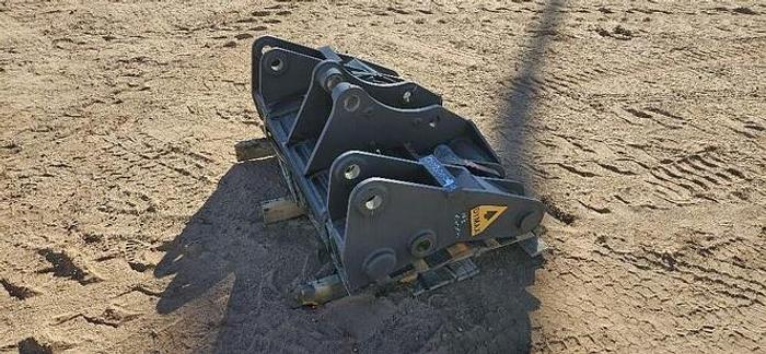 Loader Hydraulic Quick Coupler thumbnail 9