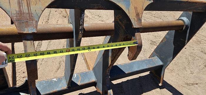 8' Loader Forks thumbnail 9