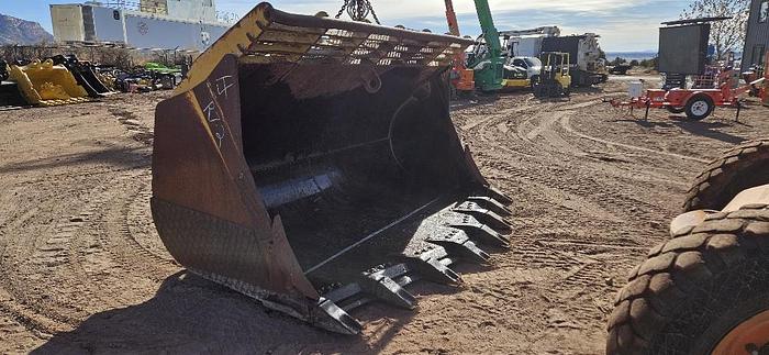 Cat Loader Bucket thumbnail 3