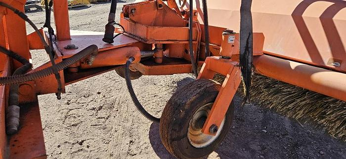 CASE Loader Broom Attachment thumbnail 13