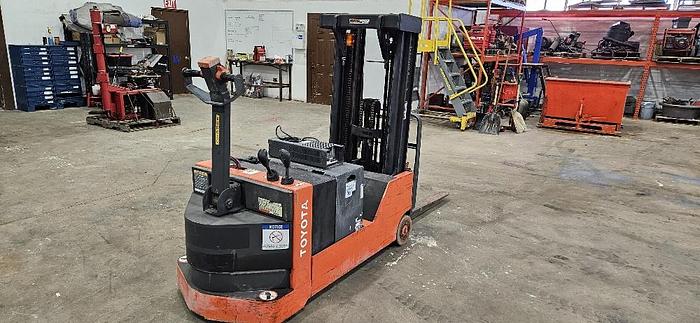 2016 Toyota Shop Forklift thumbnail 2