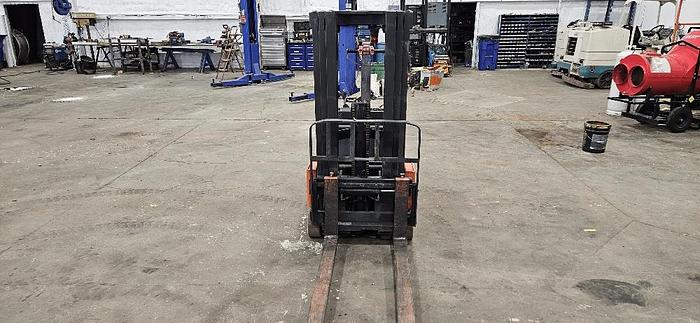 2016 Toyota Shop Forklift thumbnail 7
