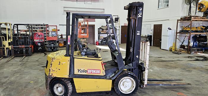 Yale Forklift thumbnail 8