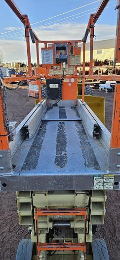 2014 26' JLG Scissor Lift thumbnail 7