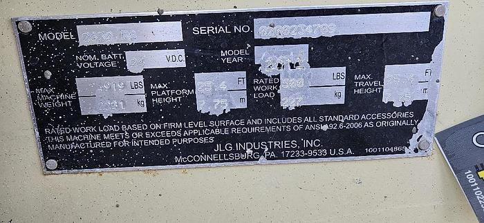 2014 26' JLG Scissor Lift thumbnail 8