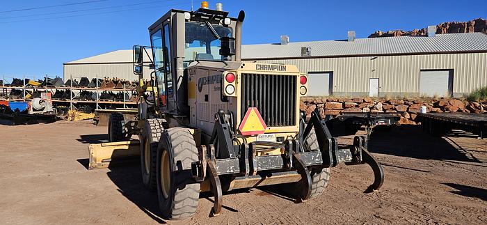 1999 Champion Road Grader thumbnail 3