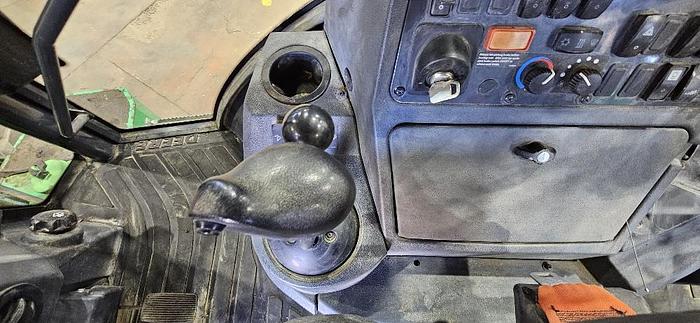 2019 John Deere Backhoe thumbnail 16
