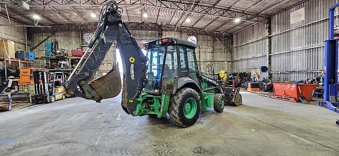 2019 John Deere Backhoe thumbnail 3