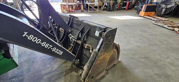 2019 John Deere Backhoe thumbnail 5